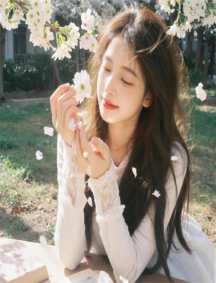 爸爸爱上女儿免费播放第12集_亚欧无码精品一区在线观看_老师忘带全班准考证